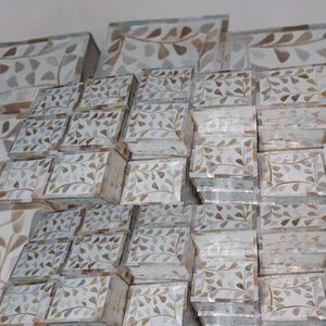 Últimas cajas de incrustaciones de hueso de producción para regalos Cajas de fregona de diseño de incrustaciones de piedra semipreciosa hechas a mano para el Festival Eid - Product Image 1
