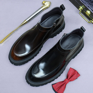 Botas Chelsea para hombre - Botas Martin de cuero genuino de alta gama, estilo británico, casuales de negocios, con suela gruesa y cuero brillante. - Product Image 3