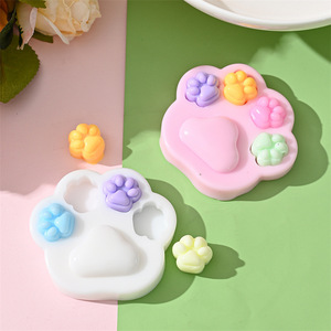 CHENXI Kawaii Juguete Sensorial Antiestrés de Silicona/TPE/Plástico con Forma de Pata de Gato 3D Suave y Colorido, Mini, 120G, para Todos - Product Image 3