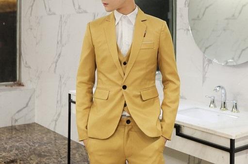 สีเหลือง