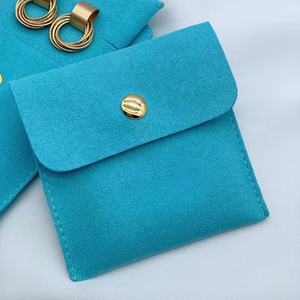 Bolsa de Embalaje Cuadrada Portátil de Gamuza Personalizada al por Mayor con Broche para Joyería, Soporte para Anillos, Pendientes, Collares y Pulseras - Product Image 3