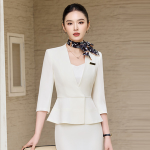 Tenue professionnelle féminine d'été légère, style élégant et raffiné, pour esthéticiennes et personnel <span class=keywords><strong>de</strong></span> salon <span class=keywords><strong>de</strong></span> <span class=keywords><strong>beauté</strong></span> haut <span class=keywords><strong>de</strong></span> gamme. - Product Image 6
