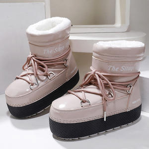 Bottes de <span class=keywords><strong>ski</strong></span> d'hiver style parent-enfant, couleur sable thé, vente chaude transfrontalière, chaudes, antidérapantes, épaisses, mi-mollet, bottes de neige artificielles - Product Image 4