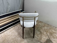 Chaise de salle à manger Jagger en bois massif moderne OEM ODM avec dossier léger - Personnalisable pour un usage domestique et hôtelier