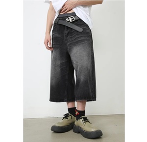 <span class=keywords><strong>กางเกง</strong></span><span class=keywords><strong>ยีน</strong></span><span class=keywords><strong>ส์</strong></span>ขาสั้นย้อนยุคสำหรับผู้<span class=keywords><strong>ชาย</strong></span><span class=keywords><strong>กางเกง</strong></span><span class=keywords><strong>ยีน</strong></span><span class=keywords><strong>ส์</strong></span><span class=keywords><strong>สาม</strong></span><span class=keywords><strong>ส่วน</strong></span>ขากว้างกางเกงทรงหลวมตรงกลางกางเกงทันสมัยสไตล์ลำลองสำหรับฤดูร้อน - Product Image 3