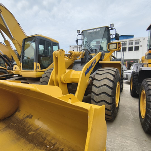 Caja de Cambios y Bomba de Motor Usadas para Cargadora de Ruedas Komatsu WA380 - Carga Nominal de 38 Toneladas, Potencia de 143KW - Maquinaria de Construcción de Ingeniería de Primera Calidad - Product Image 4