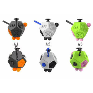 Cubo de Descompresión de 12 Caras, Juego de Dados Antiestrés Popular, Juguete Sensorial Promocional - Product Image 3