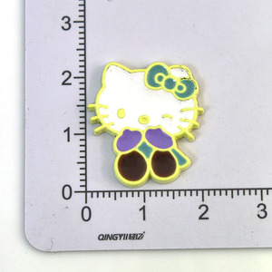 Pin de resina plástica con diseño de gatito de dibujos animados, troquelado, accesorio artesanal para fundas de teléfono, pinzas para el pelo y hebillas para zapatos - Product Image 4