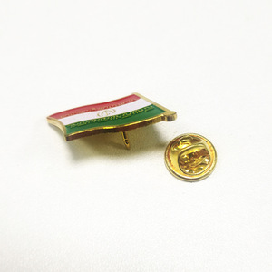 Produsen Grosir Bros Pin Enamel Keras Logam Emas Desain Bendera Nasional Iran untuk Hadiah Suvenir Patriotik - Product Image 4