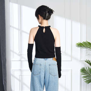 Nouvelle arrivée femmes hauts à licou femme tricoté hors épaule haut court Sexy débardeurs - Product Image 4