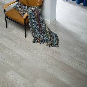 15mm chambre salon maison <span class=keywords><strong>chauffage</strong></span> par le <span class=keywords><strong>sol</strong></span> serrure chêne nouveau <span class=keywords><strong>parquet</strong></span> à trois couches <span class=keywords><strong>parquet</strong></span> en bois d'ingénierie - Product Image 4