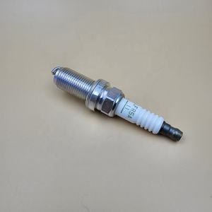 หัวเทียนรถยนต์ LFR5A-11 6376 18841-11051 1884111051 - Product Image 5