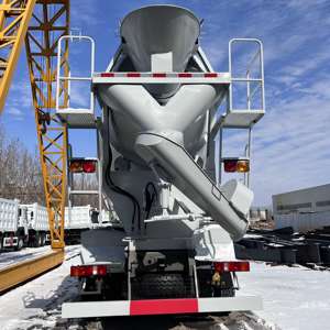 Camión Mezclador de Concreto HOWO 6x4 Usado/Nuevo con Bomba - Product Image 5