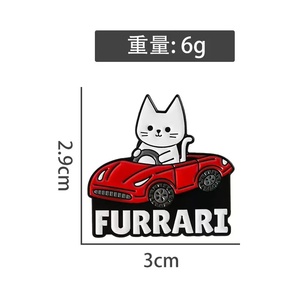Lindo para conducir coche esmalte pines dibujos animados gatito FURRARI coche broches mochila solapa pines insignia joyería fundición al por mayor - Product Image 5