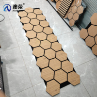 AORONG Placage en bois Panneaux muraux acoustiques hexagonaux personnalisables en option Panneau MDF 9MM + Panneau mural en feutre de polyester PET 12MM