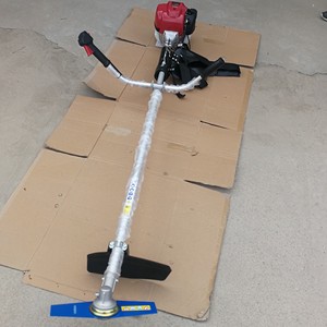 Desbrozadora de Gasolina de 4 Tiempos de Nuevo Diseño de China, Desbrozadora de Alta Potencia <span class=keywords><strong>HONDA</strong></span> GX35 en Venta - Product Image 4