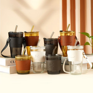 แก้วกาแฟ 450 มล. พร้อมปลอกหนังและหลอดดูด แก้วทนความร้อน 350 มล. พร้อมหูจับหนัง ผลิตในจีน - Product Image 1