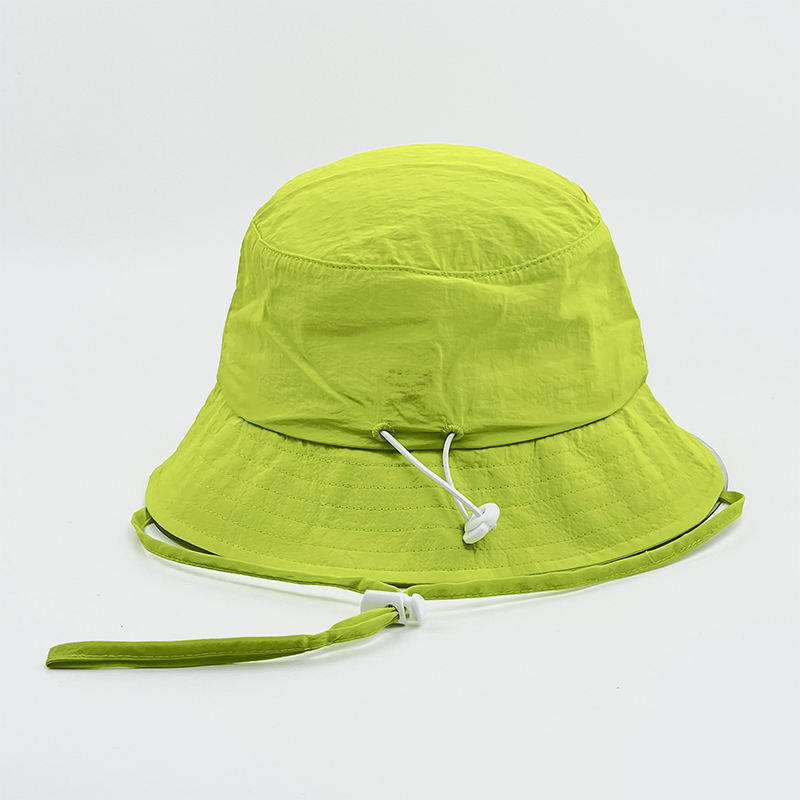 เรืองแสงสีเหลือง