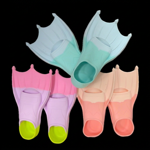 Aletas de Natación Unisex para Entrenamiento, Aletas de Silicona para Deportes Acuáticos, Aletas de Buceo Crown - Product Image 1