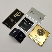 Stiker Relief 3D Logam Aluminium dengan Nama Logo Custom 2026, Badge Besi untuk Label Kemasan Botol Parfum