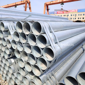 ASTM A36 Q235 Q345 Tubo galvanizado de acero sin costura recubierto de zinc 4x4 2x2 Tubos de acero galvanizado en caliente Gi Tubo de hierro redondo - Product Image 3