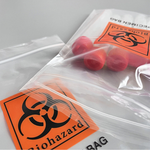 Sac de collecte d'échantillons Triple Medical Un3373 transparent, hermétique, absorbant, avec fermeture éclair et pochette, 95 kPa - Product Image 4