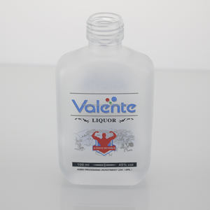 Vente en gros Mini petit 10cl 100ml plat givré Loge personnalisée Vodka alcool Tequila verre liqueur esprit Gin rhum bouteille emballage - Product Image 2