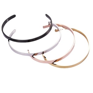 กำไลข้อมือชุบทอง63มม. สำหรับผู้ชายเครื่องประดับสเตนเลสผลิตตามสั่ง - Product Image 5