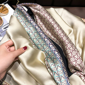 Écharpes en soie imprimées à carreaux de marque de <span class=keywords><strong>luxe</strong></span> pour femmes, foulard d'été, hijab, foulard pour femmes, <span class=keywords><strong>étole</strong></span>s de plage, écharpes longues et douces, châles - Product Image 5