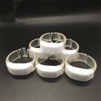 Bracelet LED clignotant à télécommande DMX 33 boutons 30 zones avec impression de logo personnalisé pour concert - Offre spéciale