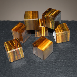 Cristales Cuadrados de Ojo de Tigre Pulidos, Piedras Preciosas para Feng Shui, Arte Coleccionable y Decoración - Product Image 2