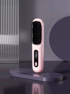 Brosse lissante chauffante sans fil portable pour bébé, anti-brûlure, avec peigne intégré, pour cheveux raides, rechargeable, vente en gros - Product Image 2