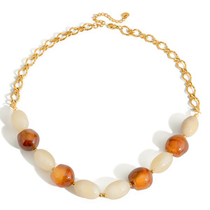 Collier élégant en résine avec chaîne dorée, chaîne de clavicule pour femmes, bijoux cadeau - Product Image 5