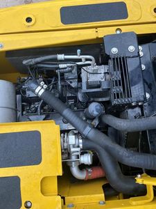 Excavadora Hidráulica Komatsu PC130 de 13 Toneladas con Cucharón de Excavación de 0.53m³ de Capacidad, Equipo de Construcción Usado - Product Image 6