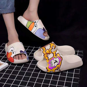 Nouvelles sandales unisexes avec LOGO imprimé personnalisé chaussures d'extérieur à logo sandales plates pour hommes sandales de plage en EVA pantoufles pour hommes - Product Image 6