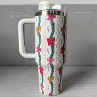 2026 35 couleurs 40oz Mug isotherme en acier inoxydable vert Noël à motif de personnage de dessin animé, pour voiture, avec poignée et paille