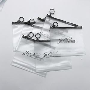 Sacs en plastique transparent PVC recyclables de petite taille OEM avec fermeture éclair pour cosmétiques, bijoux, emballage de bagues, pochette à fermeture éclair pour cosmétiques - Product Image 3