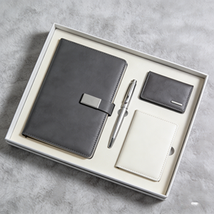Coffret Cadeau Professionnel Personnalisable – Finition Lisse et Élégante – Ensemble Carnet et Stylo Fait Main avec Impression UV - Product Image 5