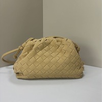 Sac pochette élégant pour femme en similicuir PU, doux et tissé, avec décorations scintillantes, idéal pour les soirées décontractées, les fêtes et les mariages