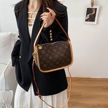 Bolsos de Hombro de PVC para <span class=keywords><strong>Mujer</strong></span>, Diseño Clásico, con Monograma, Múltiples Formas de Llevar, Bolsos Cruzados para Uso Diario, Gran Venta - Product Image 4