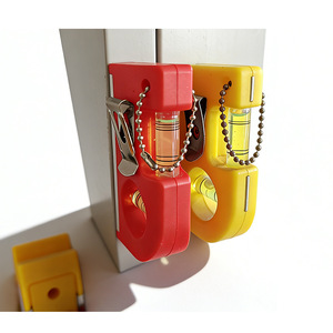 Mini Nivel con Cadena, Llavero Magnético de Aluminio de 1 1/2 Pulgadas para Uso en Bricolaje - Product Image 3