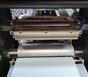 Chine mini visage masque flow pack machine horizontale automatique <span class=keywords><strong>kn</strong></span> 95 masque emballage machine - Product Image 6