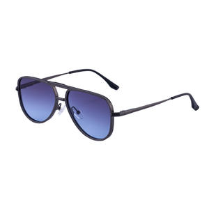 Lunettes de soleil aviateur de luxe pour hommes, monture dorée, lentille PC, protection UV400, avec charnières à ressort, emballage en boîte, Ksl 98292 - Product Image 2