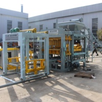 Presse à blocs de béton automatique QT4-15 pour la fabrication de blocs creux et de briques pleines