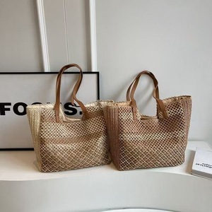 Sac à bandoulière d'été grande capacité en paille tressée avec doublure en polyester et fermeture éclair, fabrication OEM en gros, Peige Chine - Product Image 5