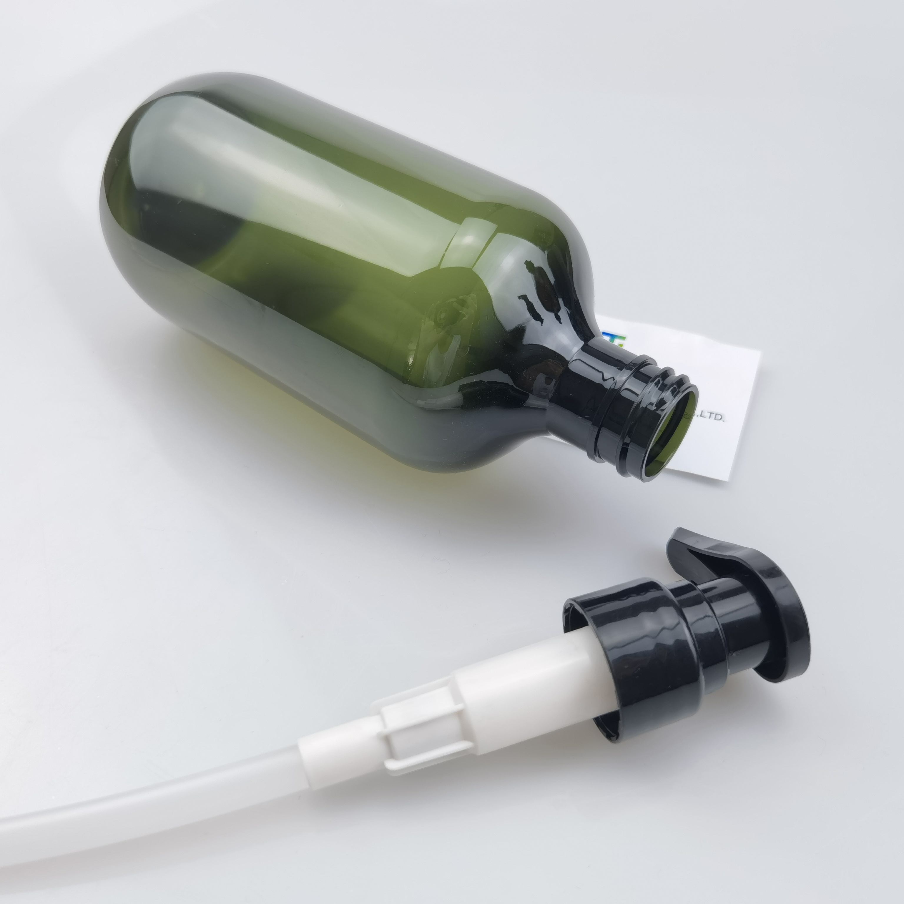 สีเขียว