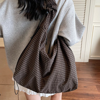 Bolso de Hombro Tipo Tote de Gran Capacidad para Mujer, Estilo Coreano, Diseño a Cuadros, Poliéster, Cierre de Cremallera, Estilo Urbano Simple, Casual, Artístico y Plisado