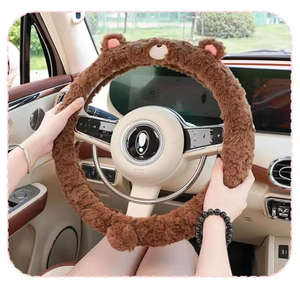 Housse de volant de <span class=keywords><strong>voiture</strong></span> Hiver Mignon Dessin animé Antidérapant Poignée Universelle Housse de volant en peluche chaude - Product Image 5