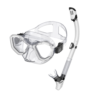 Máscara de Buceo Profesional Grande para Adultos con Set de Snorkel Seco Completo y Aletas Cortas Impermeables - Product Image 5
