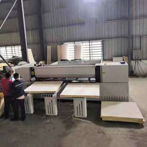 Sierra de mesa automática para carpintería, sierra de panel CNC de carga trasera, máquina de corte de vigas - Product Image 2